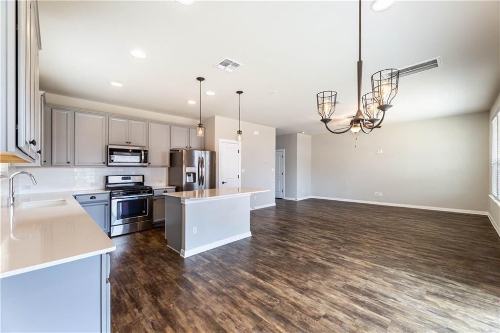 5413 Traviston Dr - Photo 6