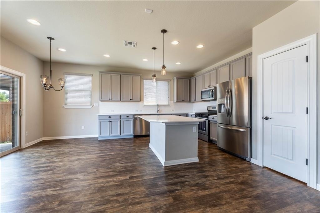 5413 Traviston Dr - Photo 5