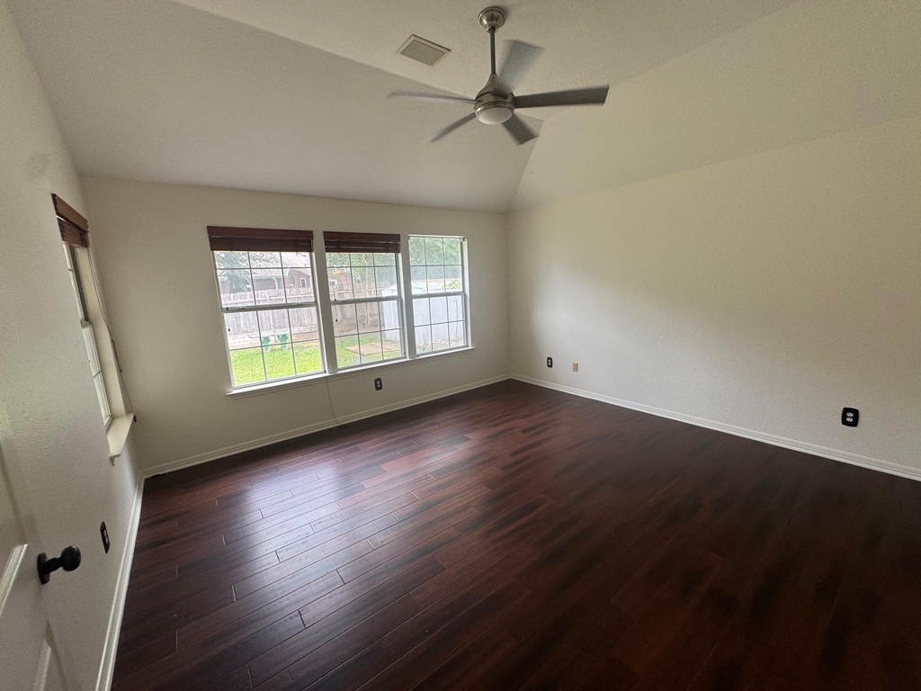 16101 W Dorman Dr - Photo 9