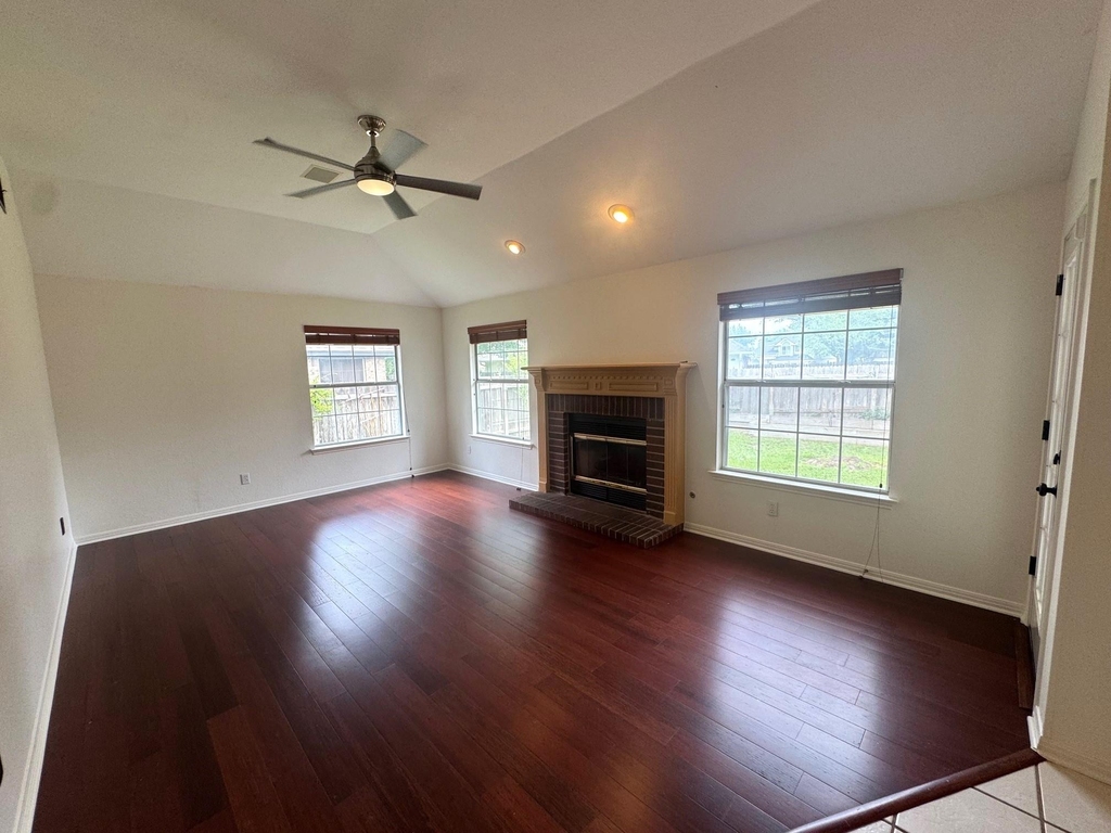 16101 W Dorman Dr - Photo 8