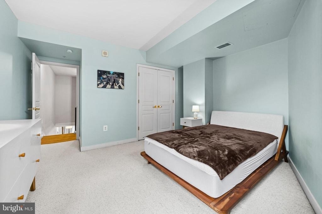 631 D Street Nw - Photo 20