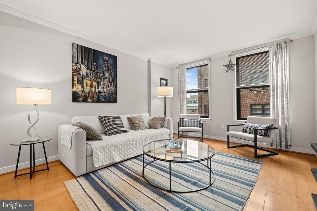 631 D Street Nw - Photo 1