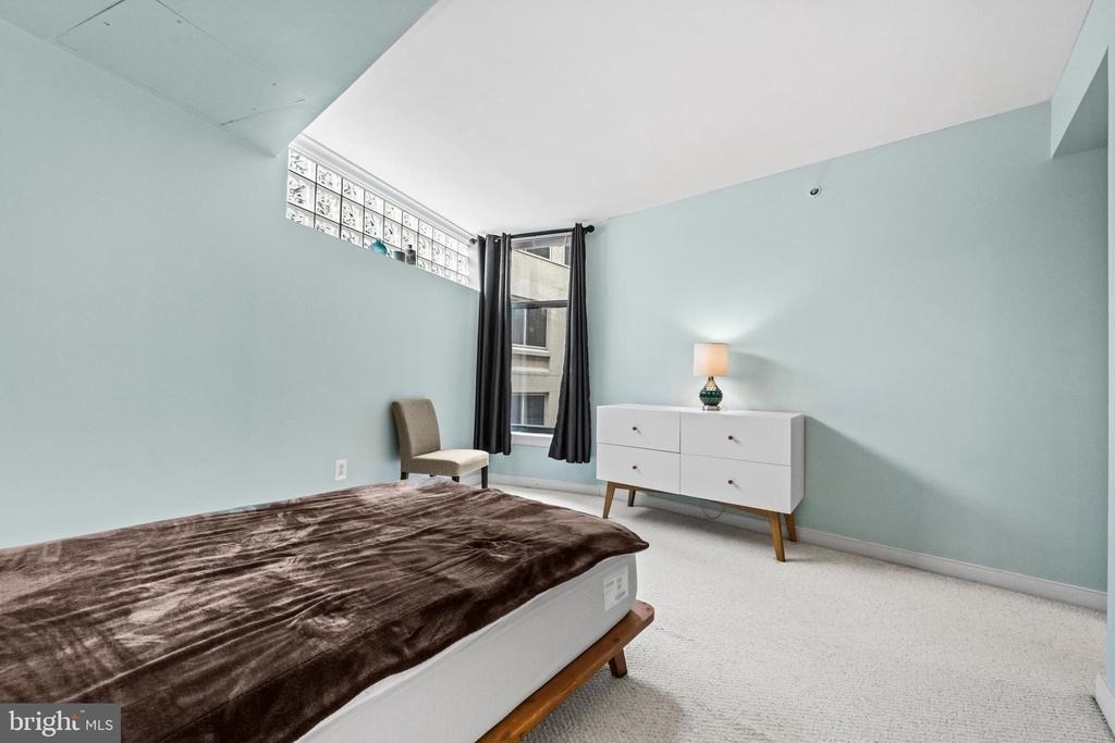 631 D Street Nw - Photo 19