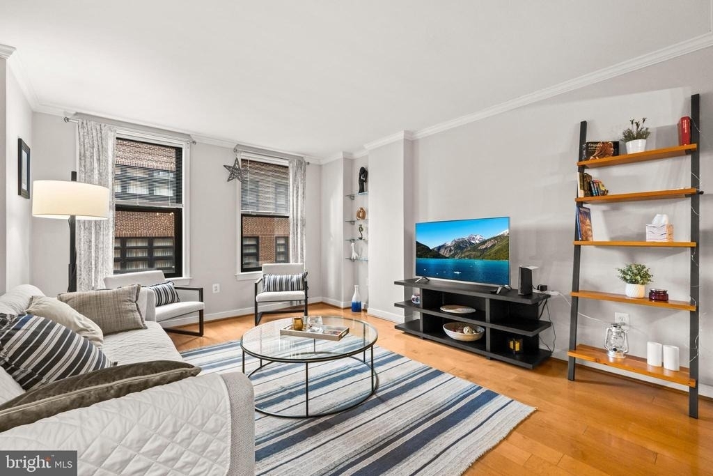631 D Street Nw - Photo 11