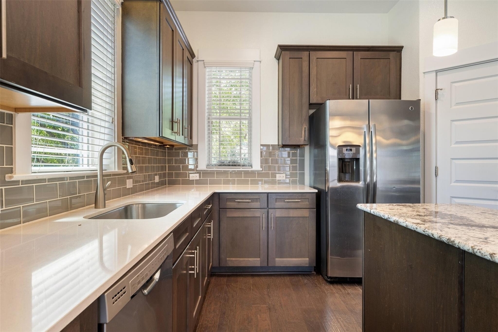 5407 Link Ave - Photo 11