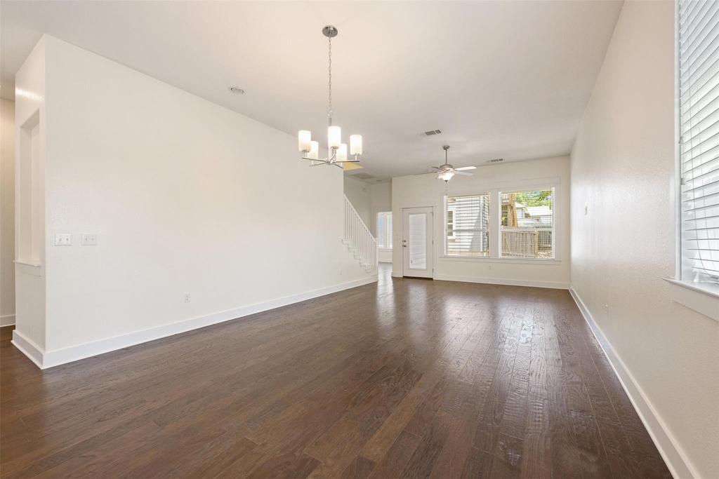 5407 Link Ave - Photo 9