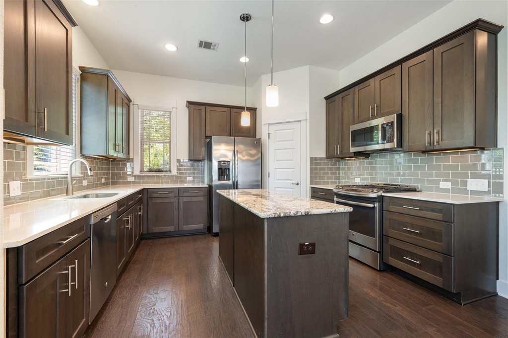 5407 Link Ave - Photo 3