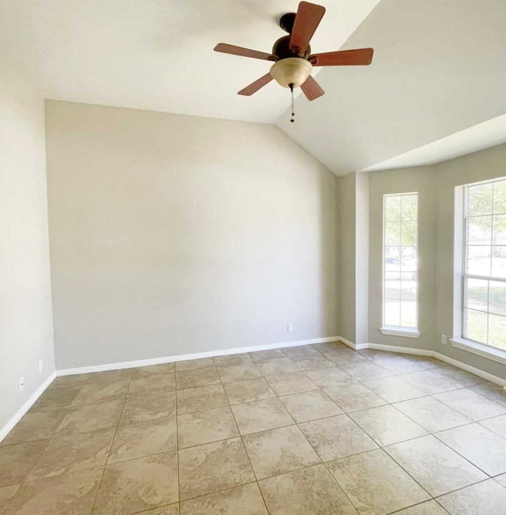 104 Cattail Cv - Photo 15