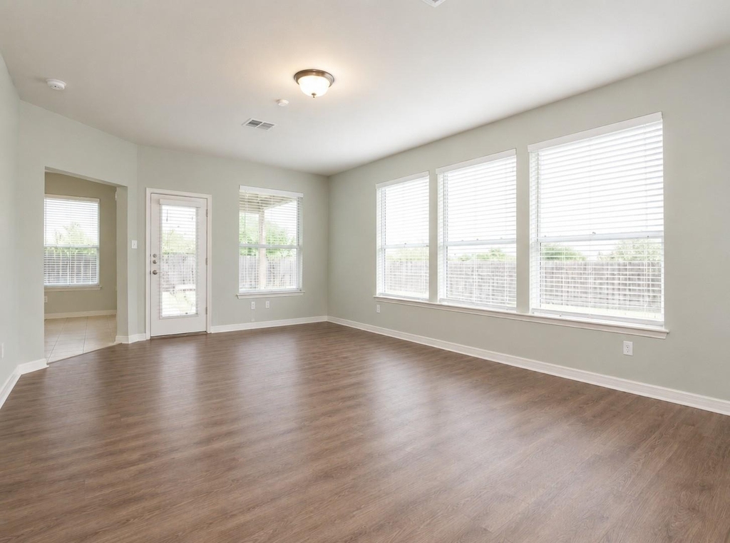 13461 Gent Dr - Photo 5