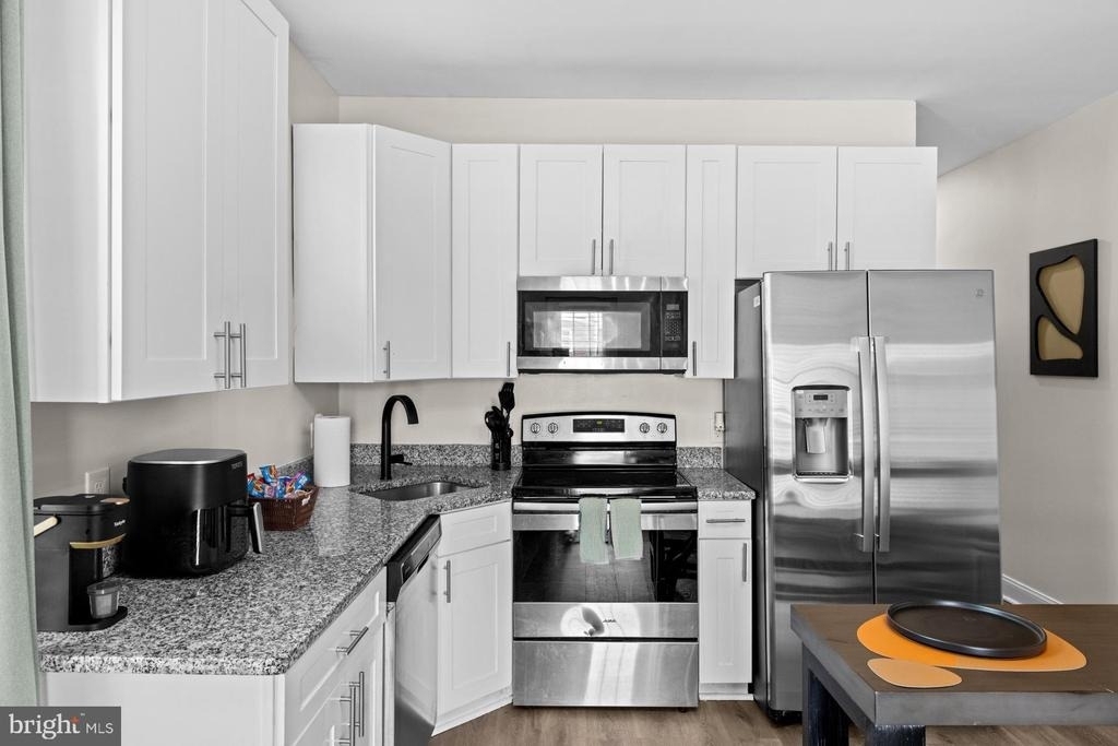 59 Rhode Island Avenue Nw - Photo 8