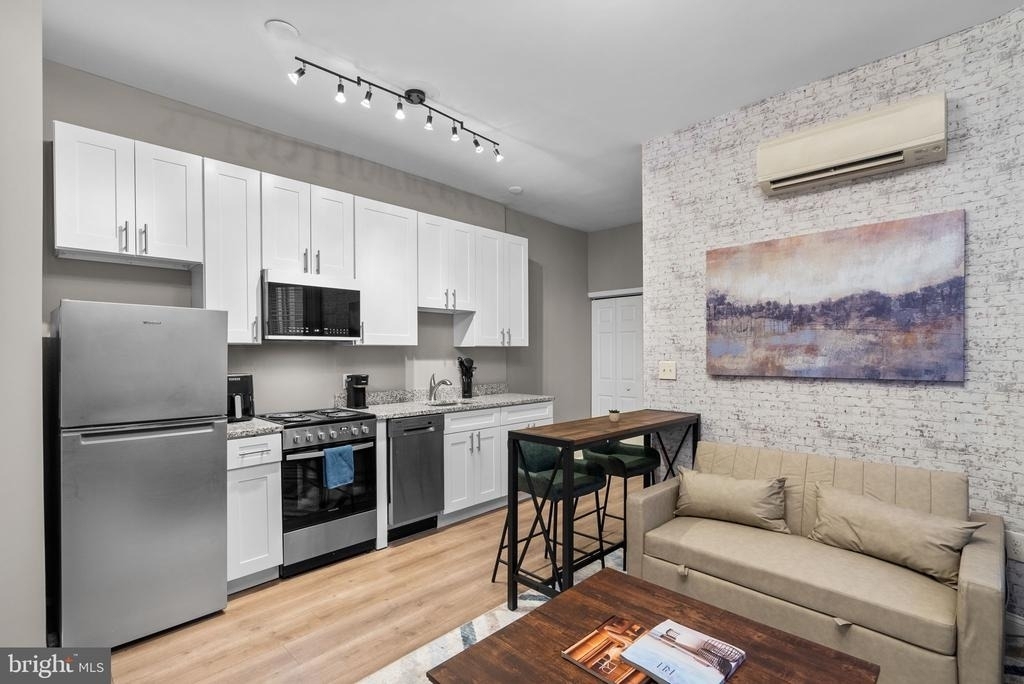 59 Rhode Island Avenue Nw - Photo 8