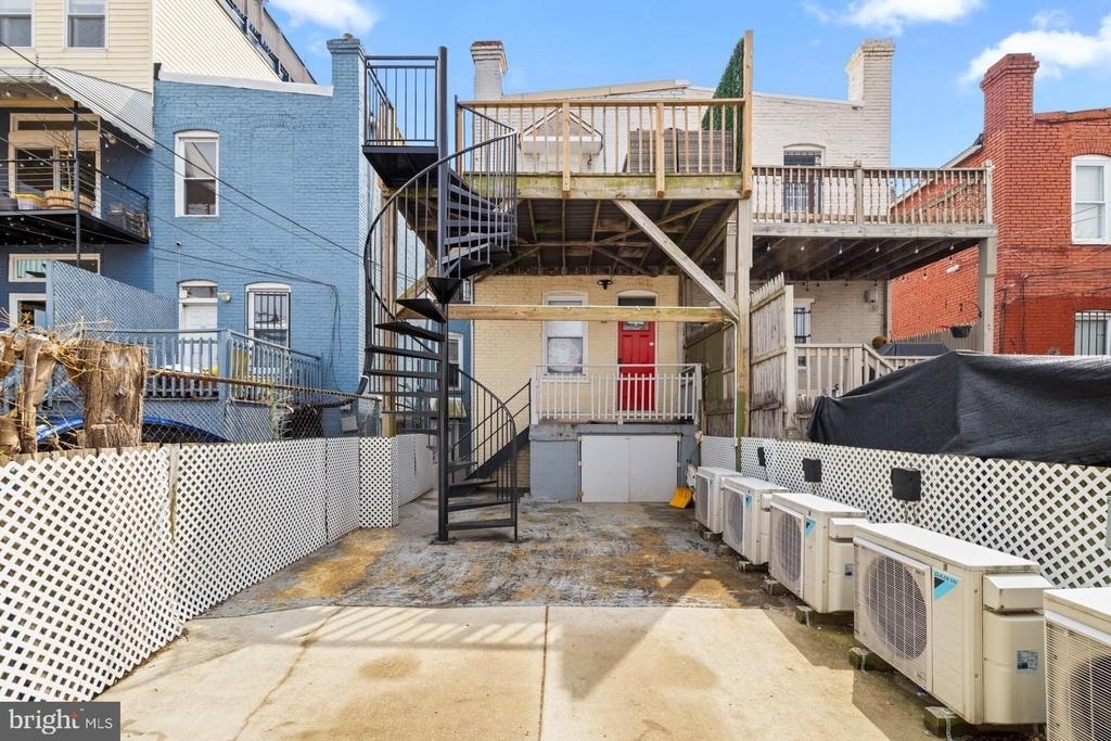 59 Rhode Island Avenue Nw - Photo 25