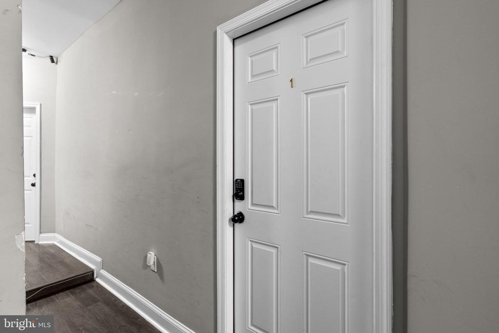 59 Rhode Island Avenue Nw - Photo 3