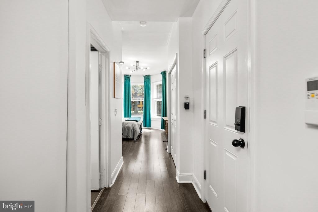 59 Rhode Island Avenue Nw - Photo 4