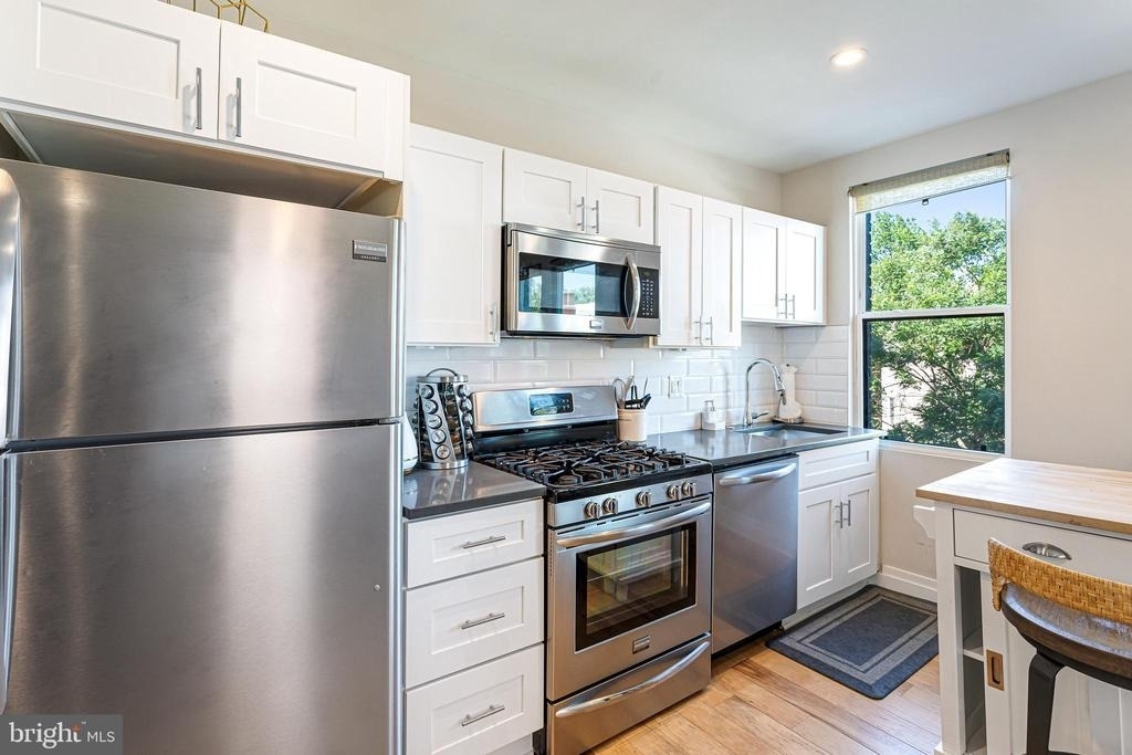 3101 Sherman Avenue Nw - Photo 12