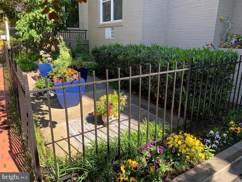 2130 N Street Nw - Photo 13