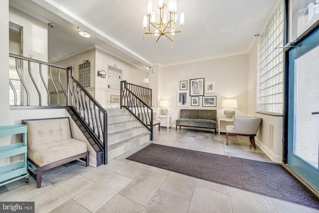 2130 N Street Nw - Photo 5