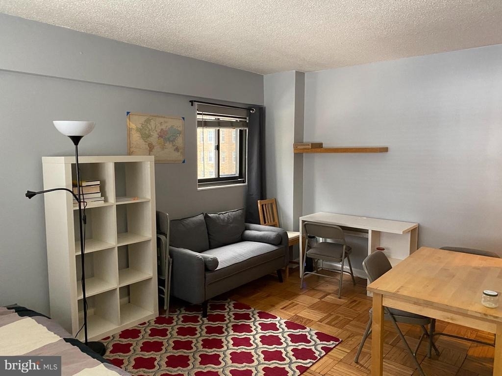 2141 I Street Nw - Photo 1