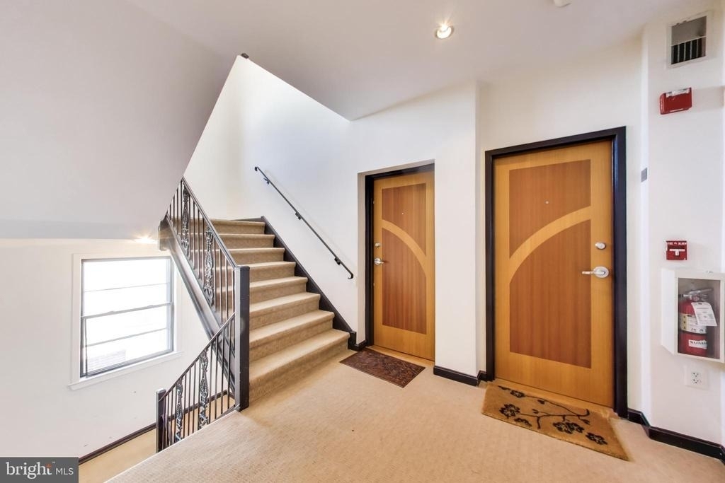 116 N Carolina Avenue Se - Photo 9