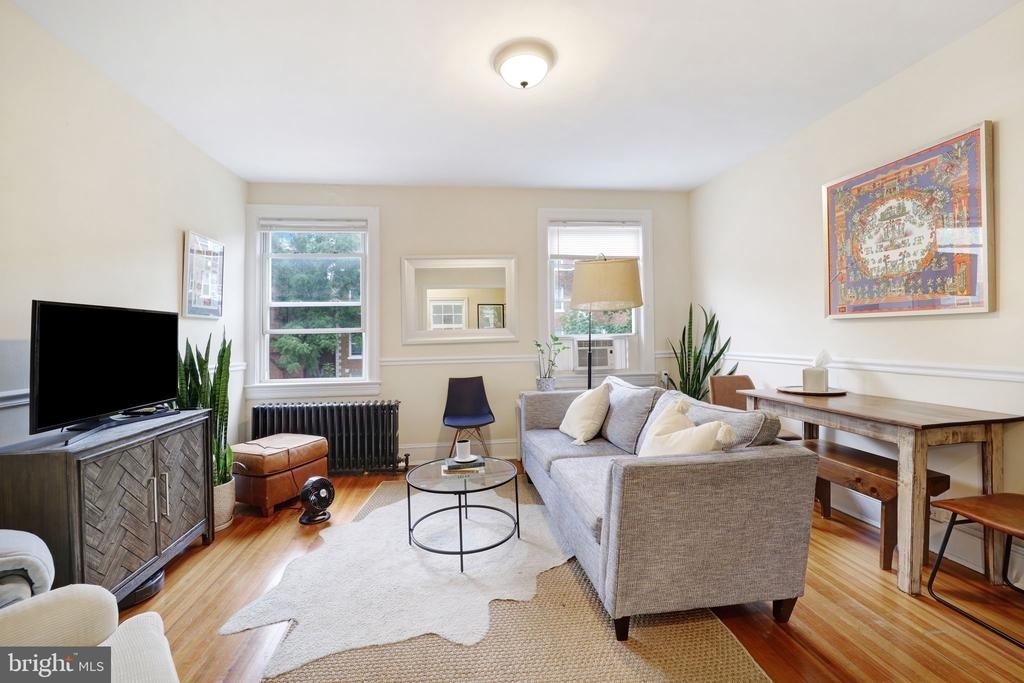 1426 12th Street Nw - Photo 1
