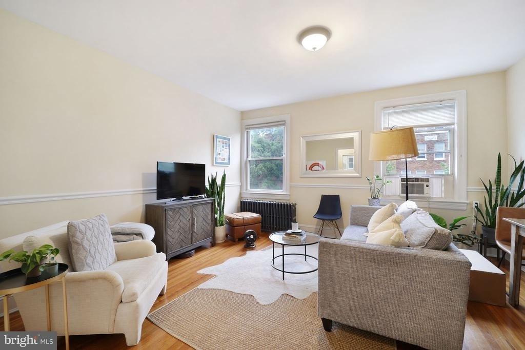 1426 12th Street Nw - Photo 0