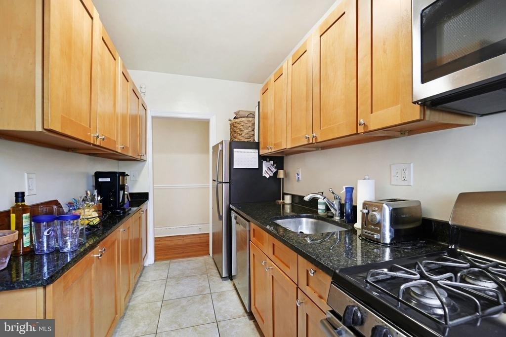 1426 12th Street Nw - Photo 9