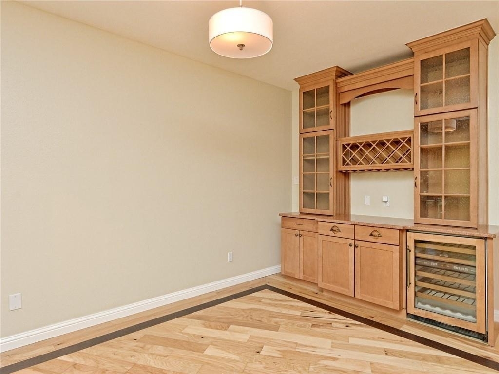 8200 Neely Dr - Photo 11