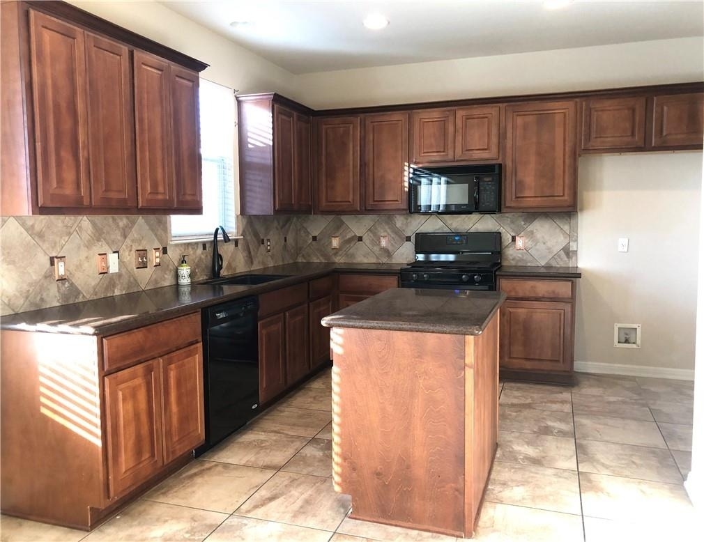 20625 Farm Pond Ln - Photo 7