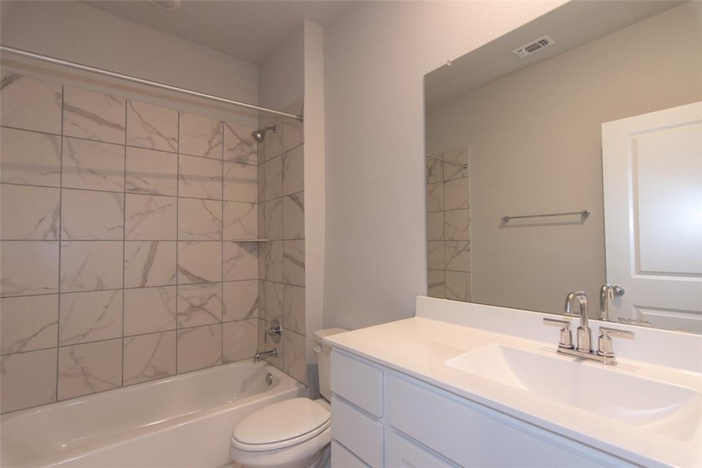 605 W South St - Photo 25