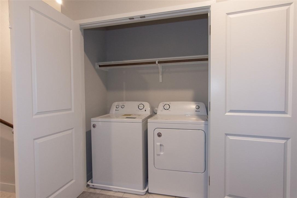 605 W South St - Photo 27