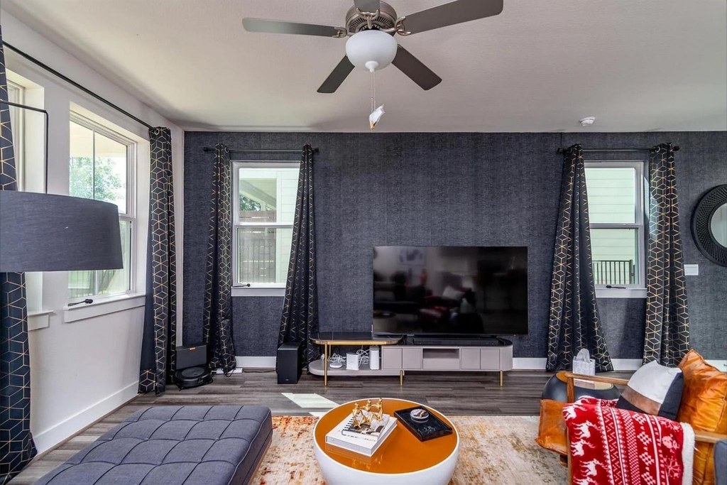 7501 Travertine Spring Dr - Photo 4