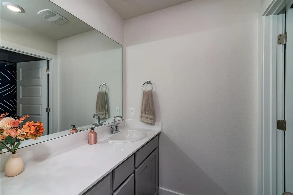7501 Travertine Spring Dr - Photo 23