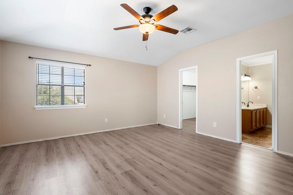 108 Colt Loop - Photo 17