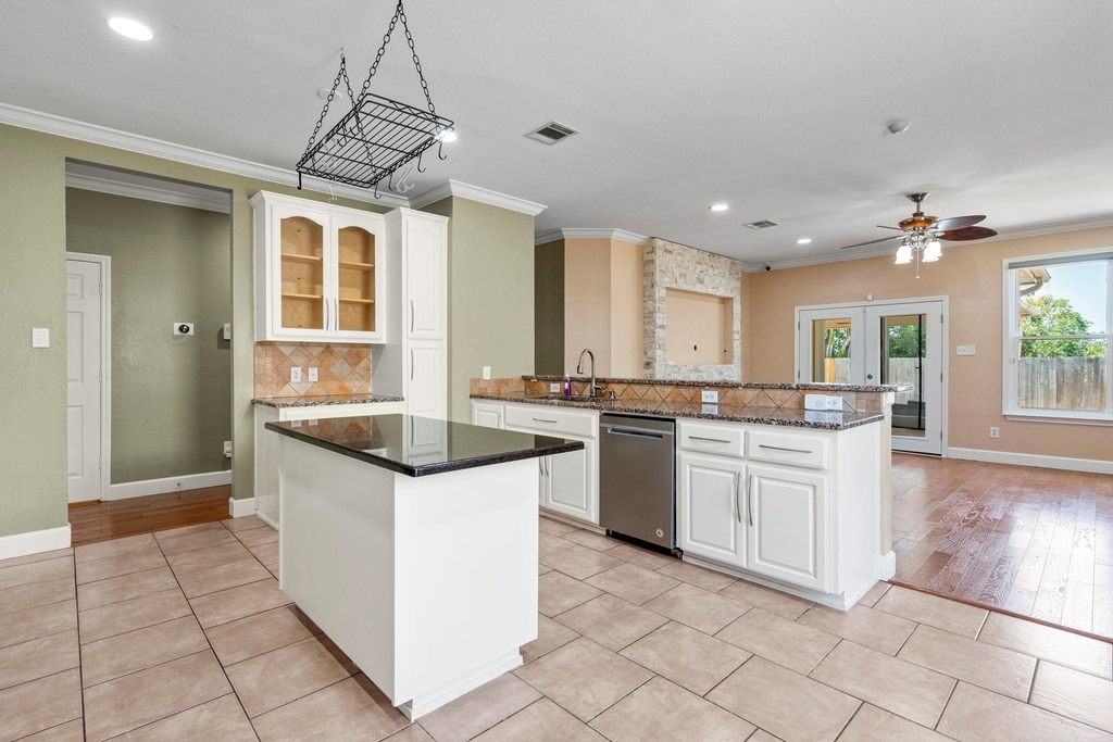 108 Colt Loop - Photo 3