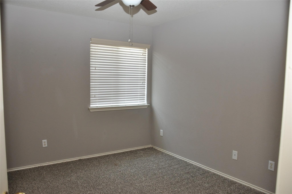 1328 Davis Mountain Loop - Photo 11