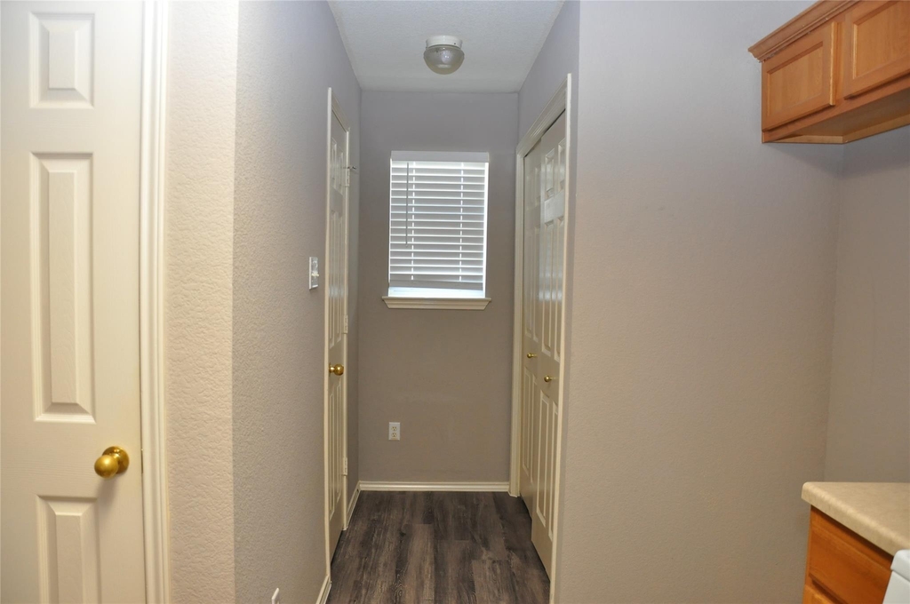 1328 Davis Mountain Loop - Photo 8