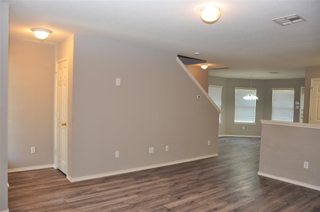 1328 Davis Mountain Loop - Photo 5