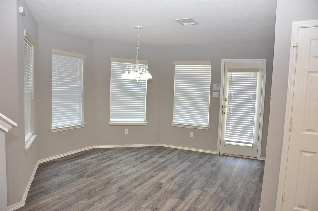1328 Davis Mountain Loop - Photo 7