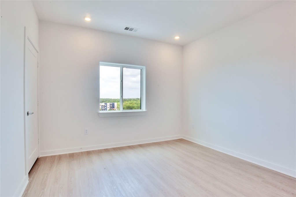 4802 S Congress Ave - Photo 8