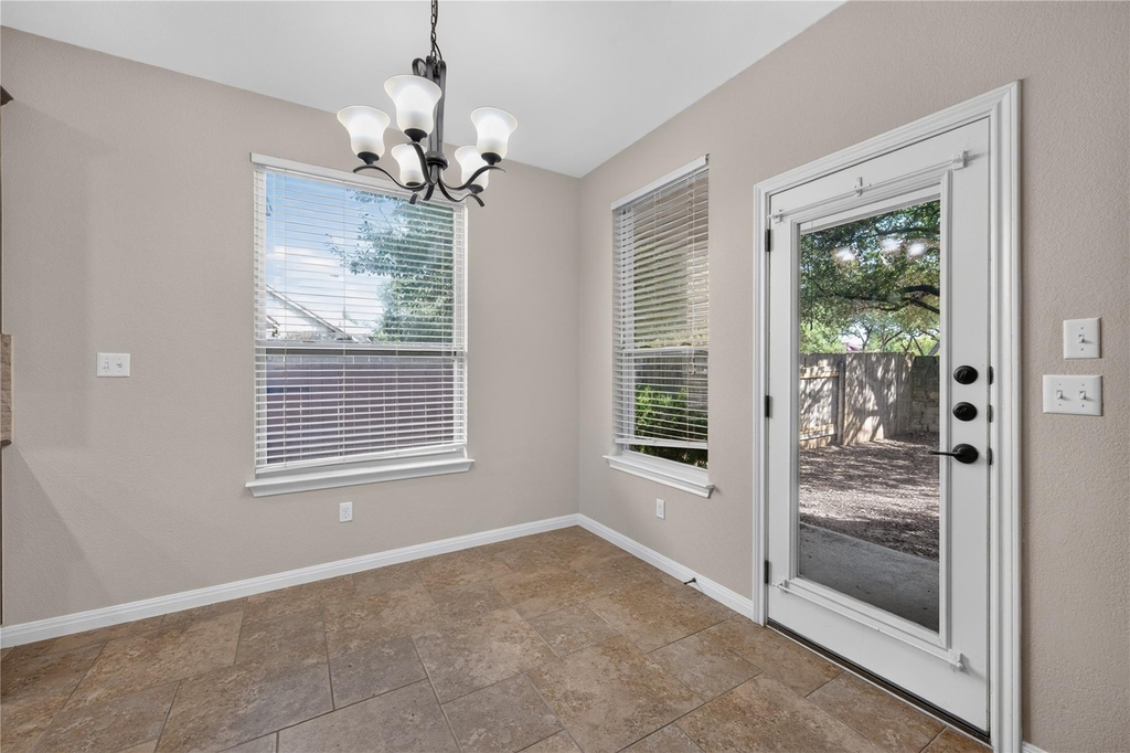4002 Remington Rd - Photo 13