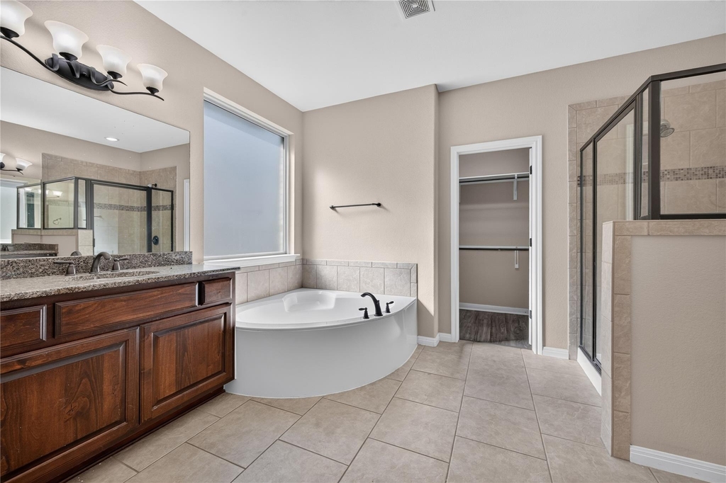 4002 Remington Rd - Photo 16
