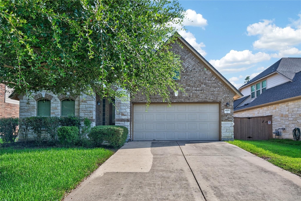4002 Remington Rd - Photo 0