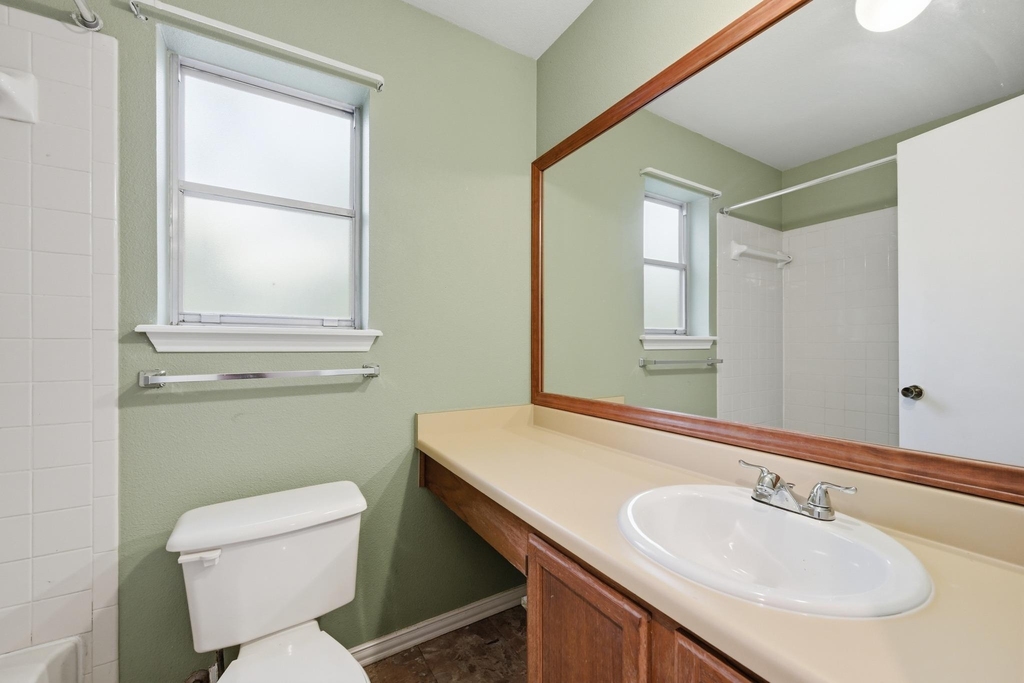 6300 Evangeline Trl - Photo 19