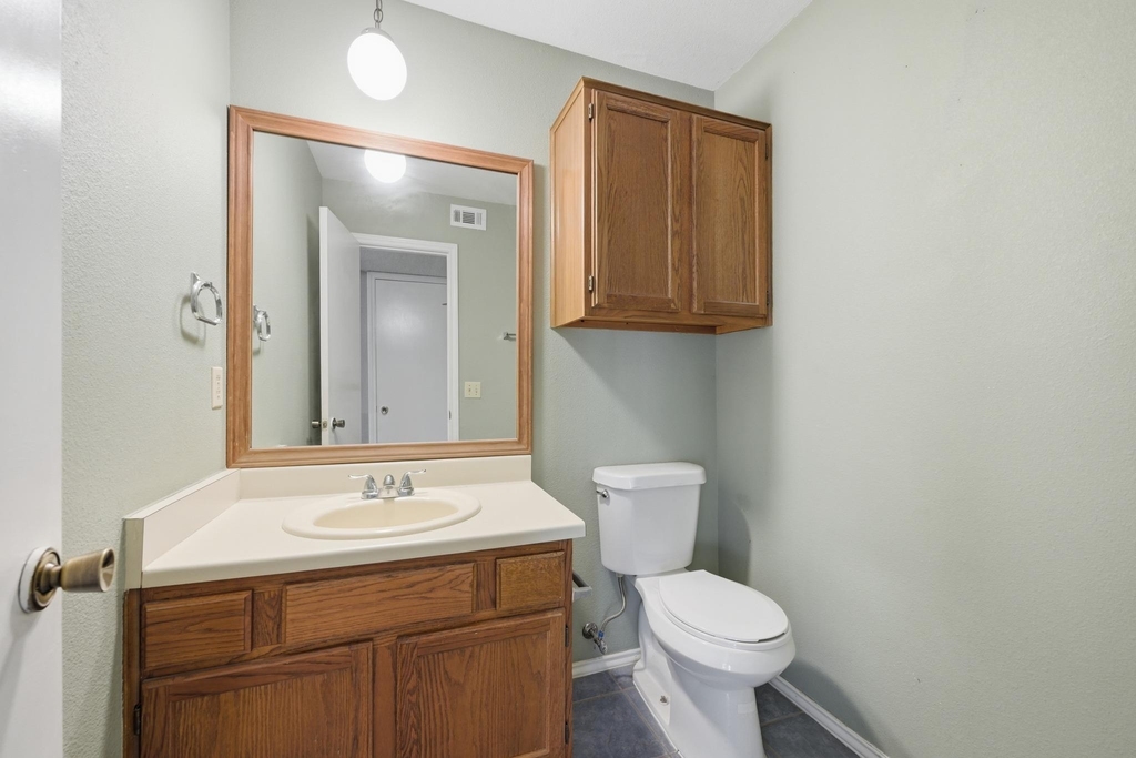 6300 Evangeline Trl - Photo 20