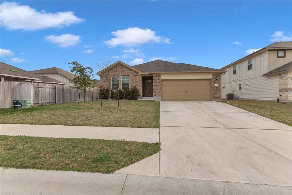405 Grasslands Trl - Photo 1