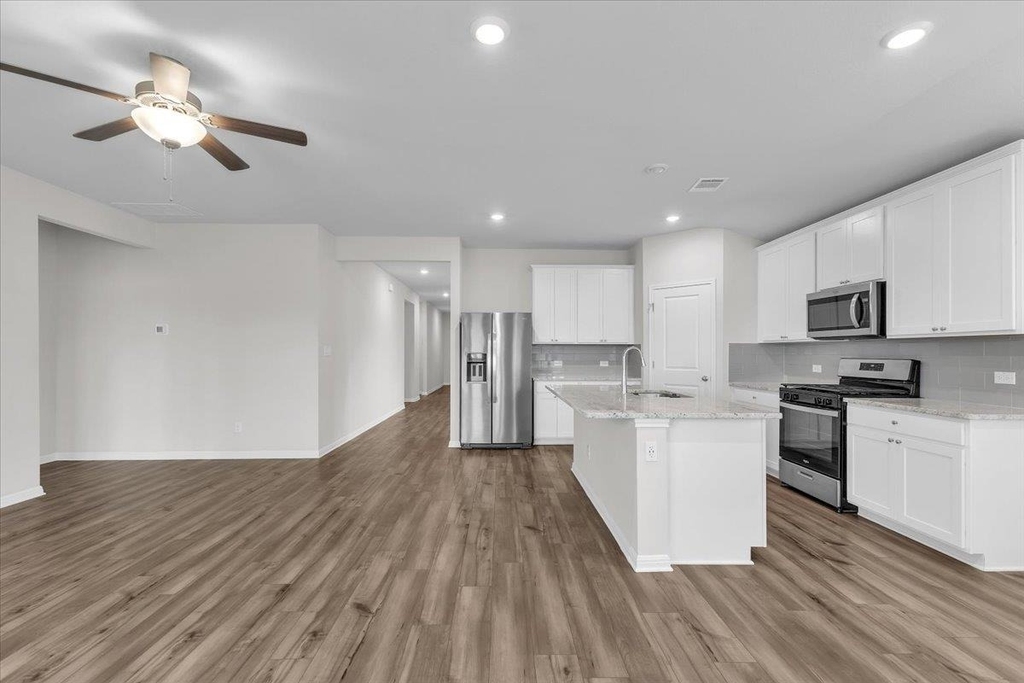 405 Grasslands Trl - Photo 22