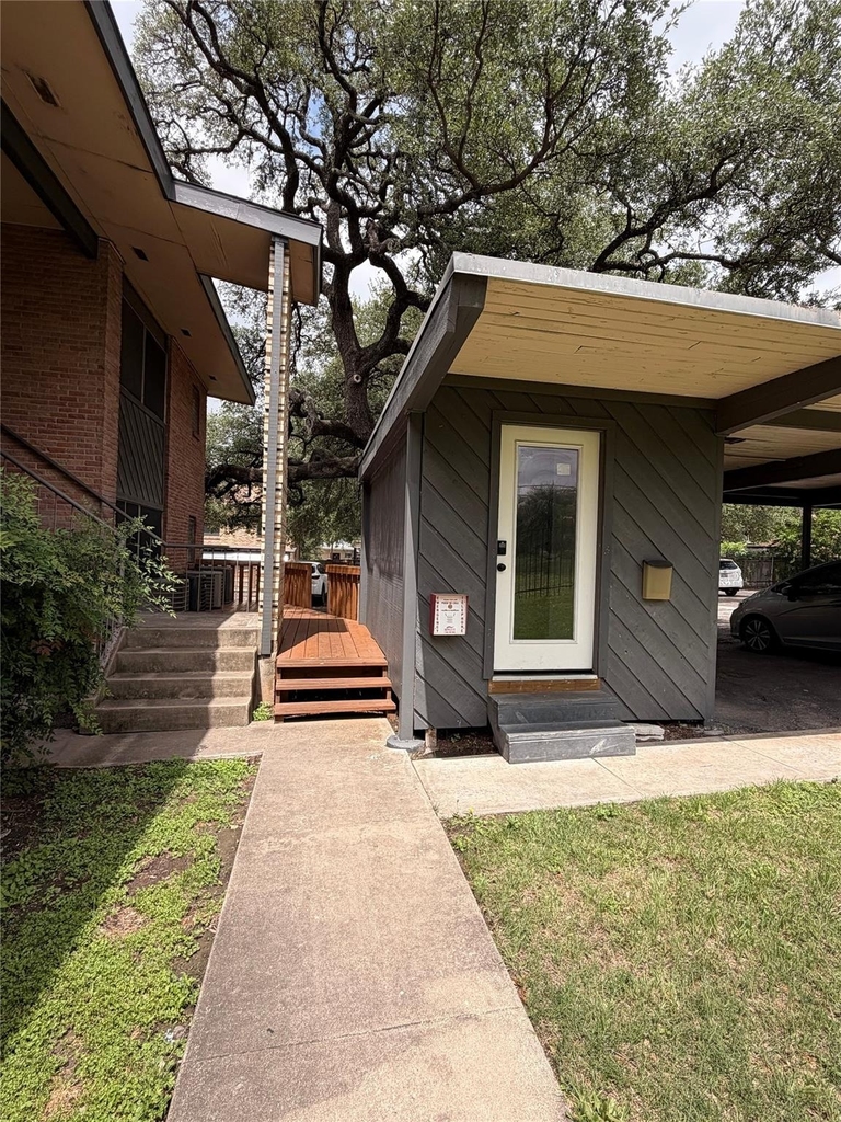 3304 Red River St - Photo 15