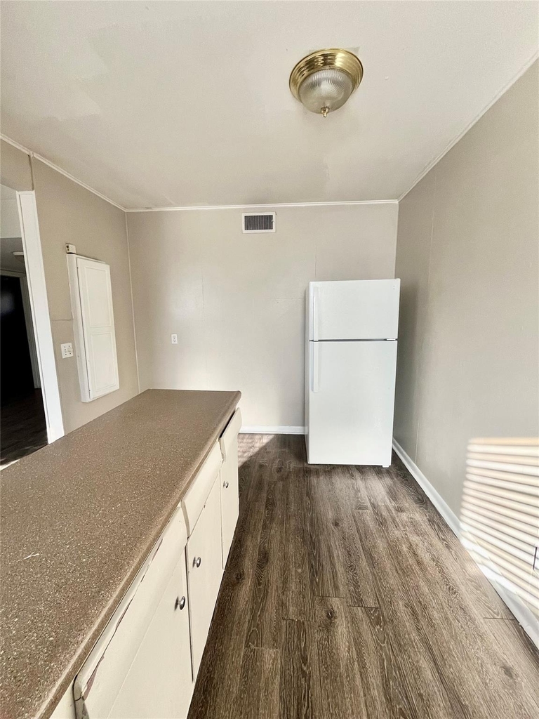 3304 Red River St - Photo 5