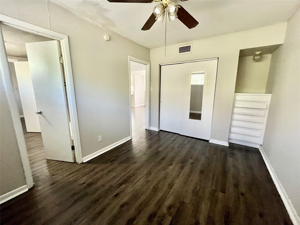 3304 Red River St - Photo 7