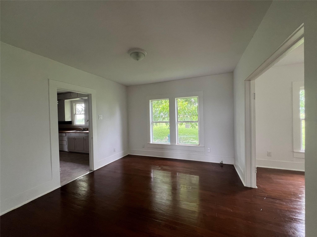 149 Private Road 9400 - Photo 10